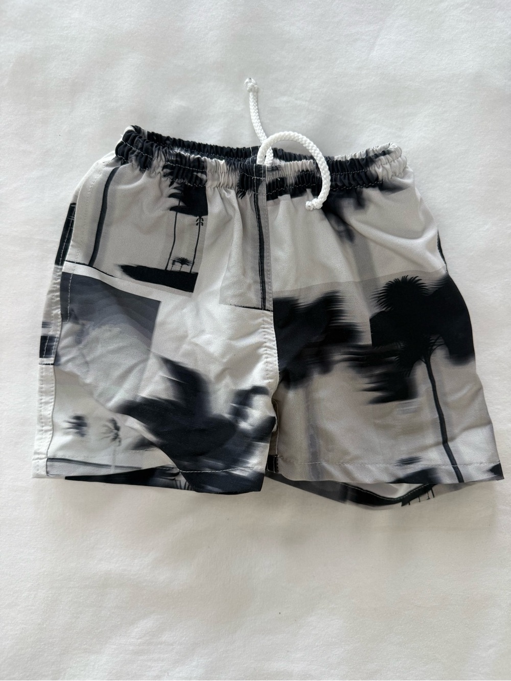 Skatie Jones toddler swim trunk 5/6t - rosarito